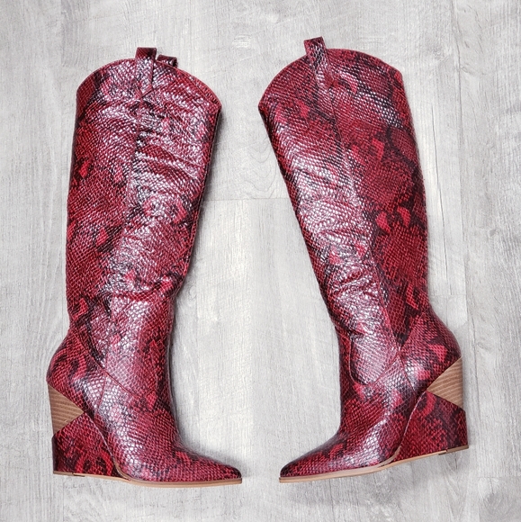 🆕️ Jessica Simpson Snakeskin Boots👢Sz 5 M 💰SOLD💰 1/22/23 - Picture 3 of 14